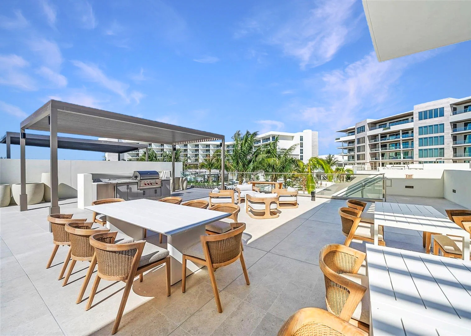 St. Regis Residences by FVC - Resident Only Outdoor Lounge and Grill