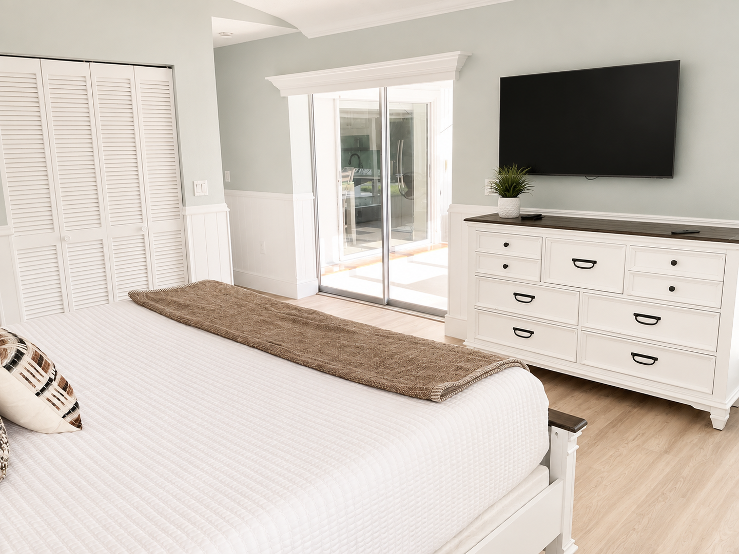 Cortez Hideaway by FVC - Primary Bedroom