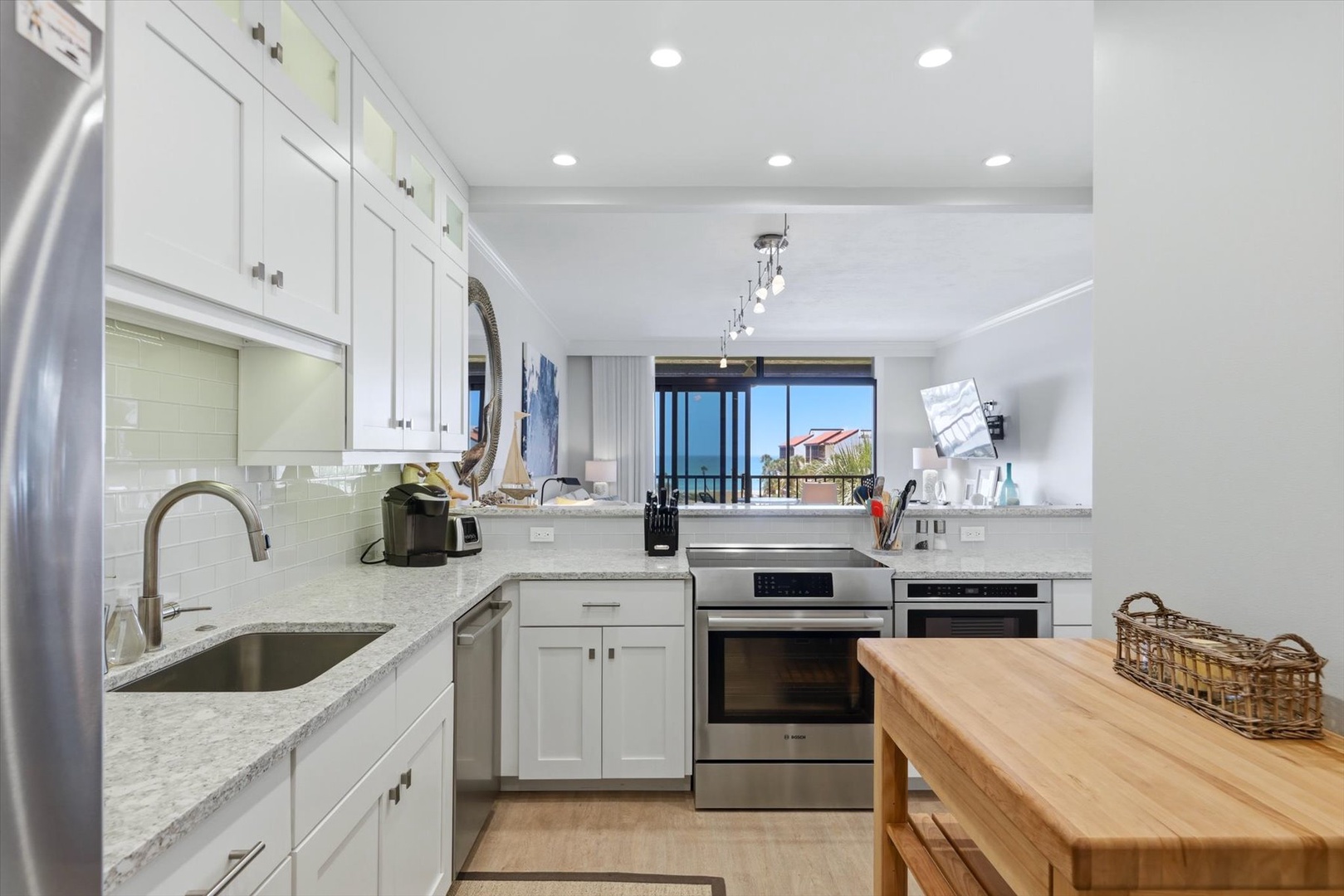 Seaplace G6-405 by FVC - Kitchen