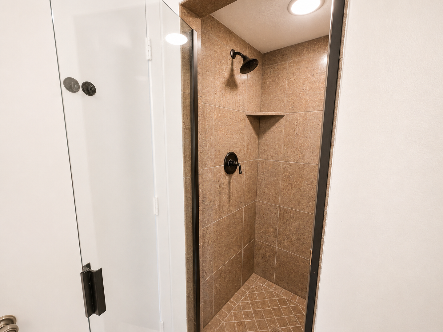 Bayou Breeze Retreat by FVC - Guest Suite 2