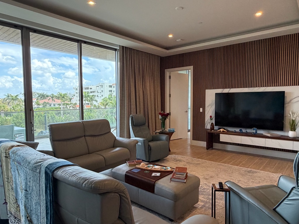 St. Regis Residence 207 by FVC - Living Room