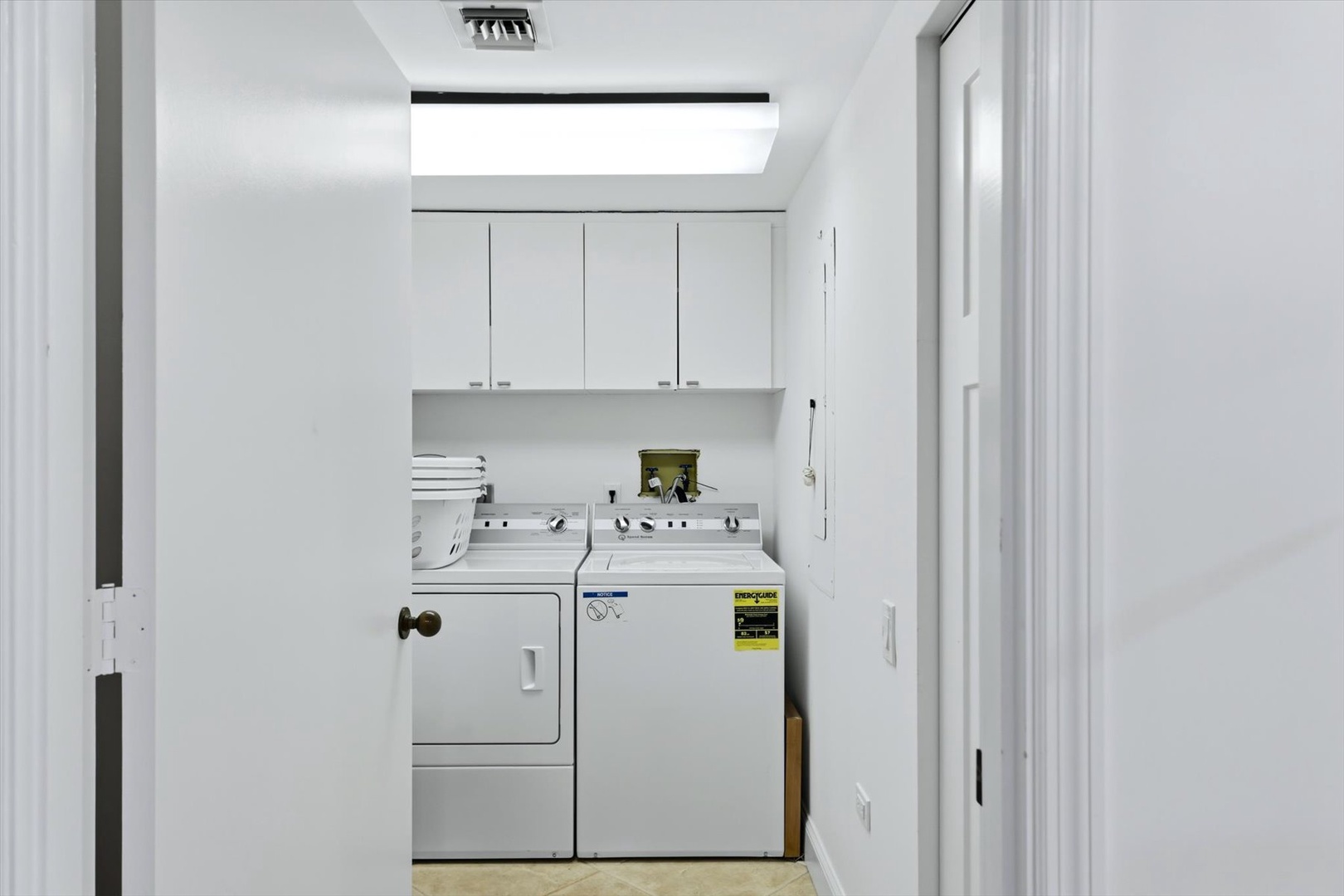 Sunset Beach 1103 by FVC - in unit Laundry