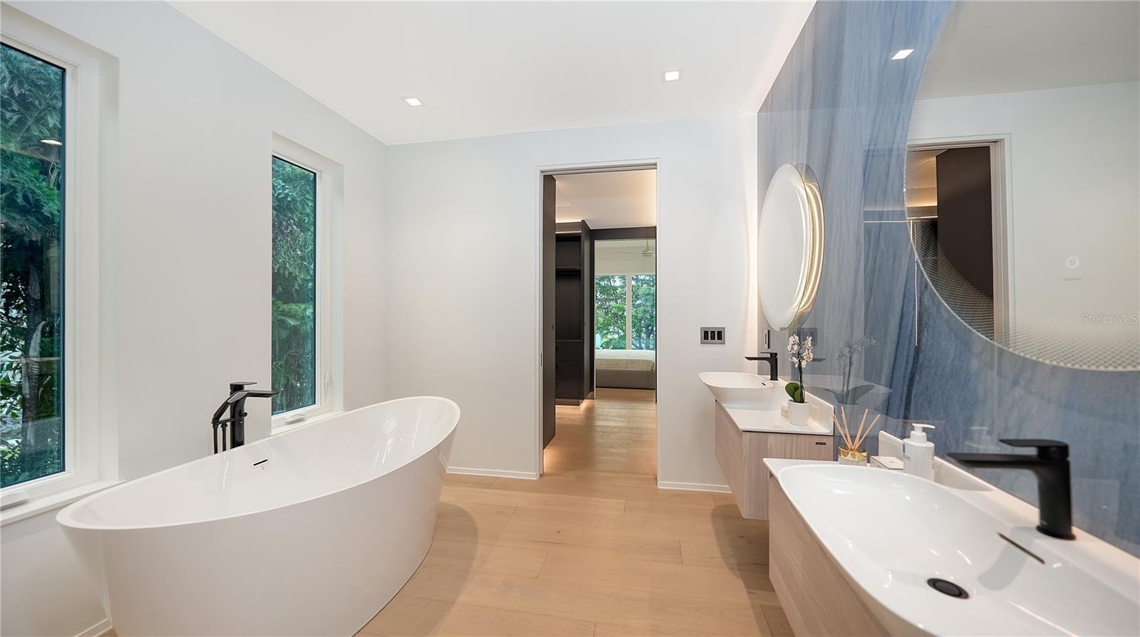 Palace on Pyrula by FVC - Primary Suite