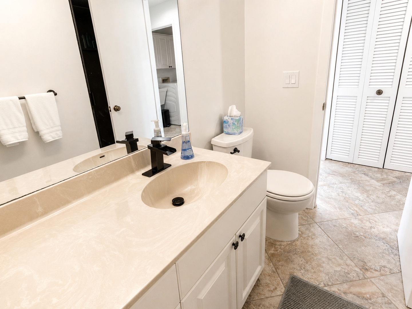 Bayou Breeze Retreat by FVC - Guest Suite 2