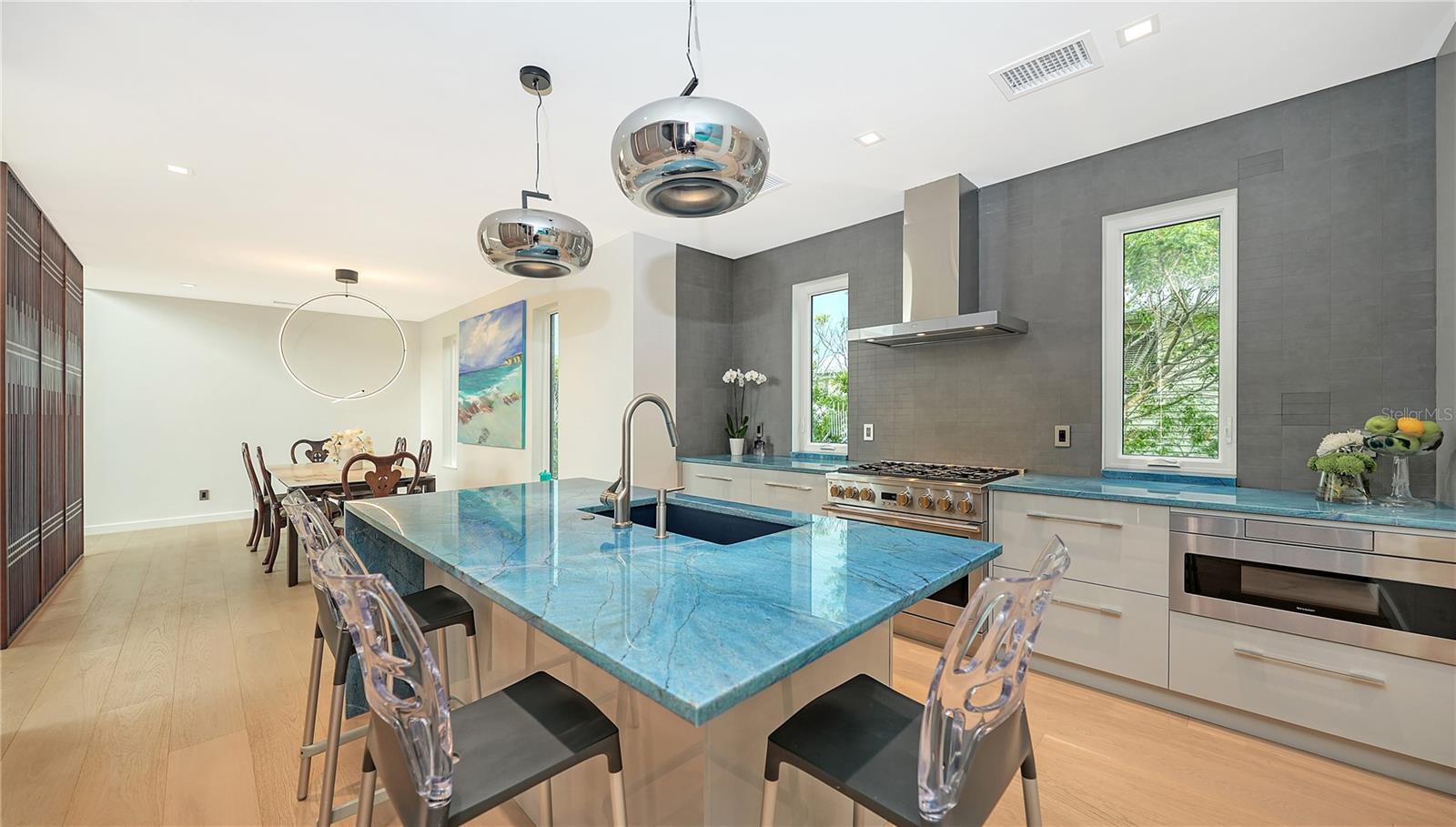 Palace on Pyrula by FVC - Kitchen
