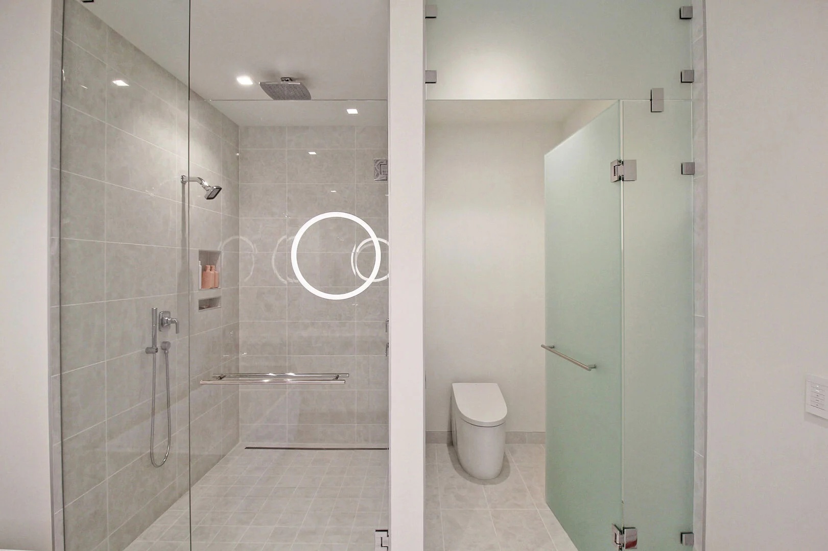 St. Regis Residence 315 by FVC - Primary Bathroom