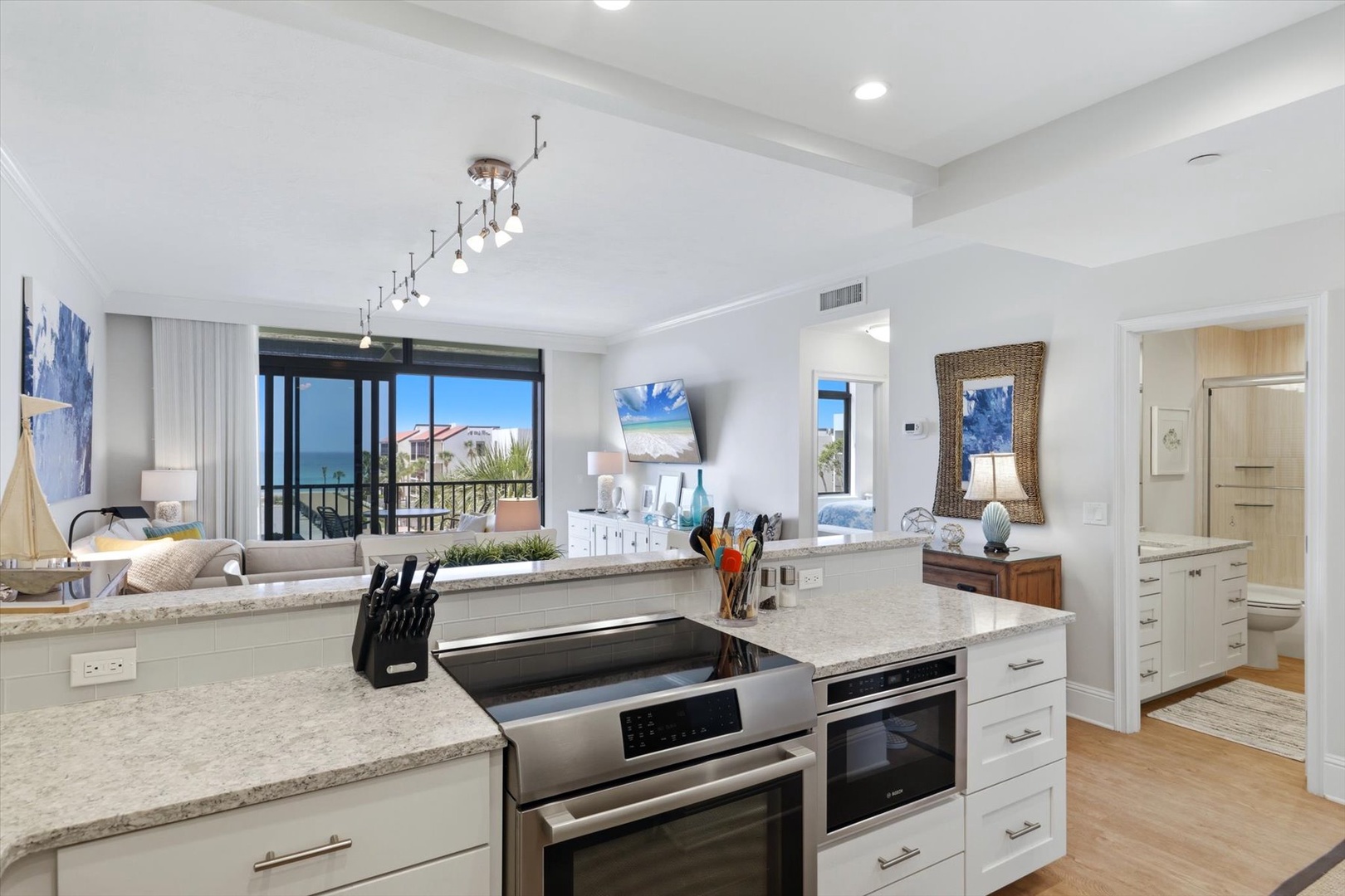 Seaplace G6-405 by FVC - Kitchen