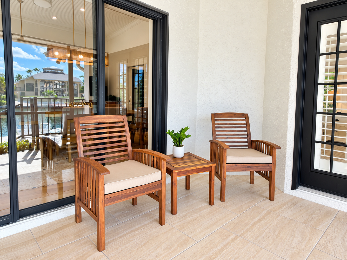 Bright, balanced home interior (1)