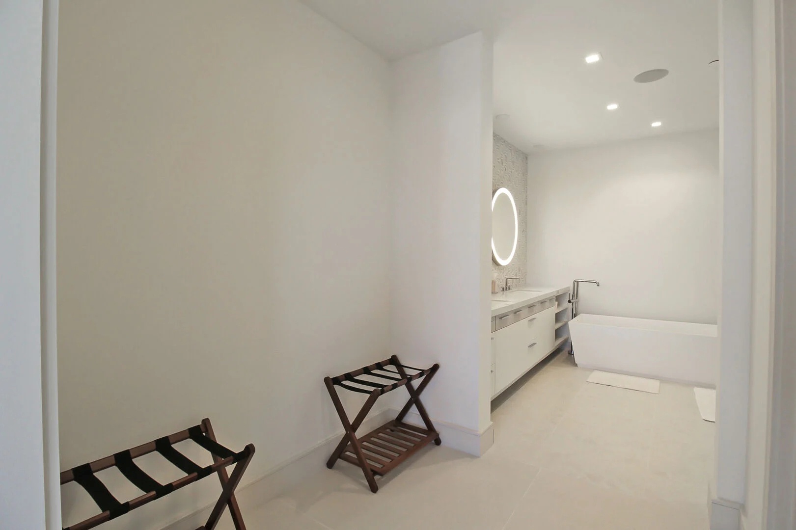 St. Regis Residence 315 by FVC - Primary Bathroom