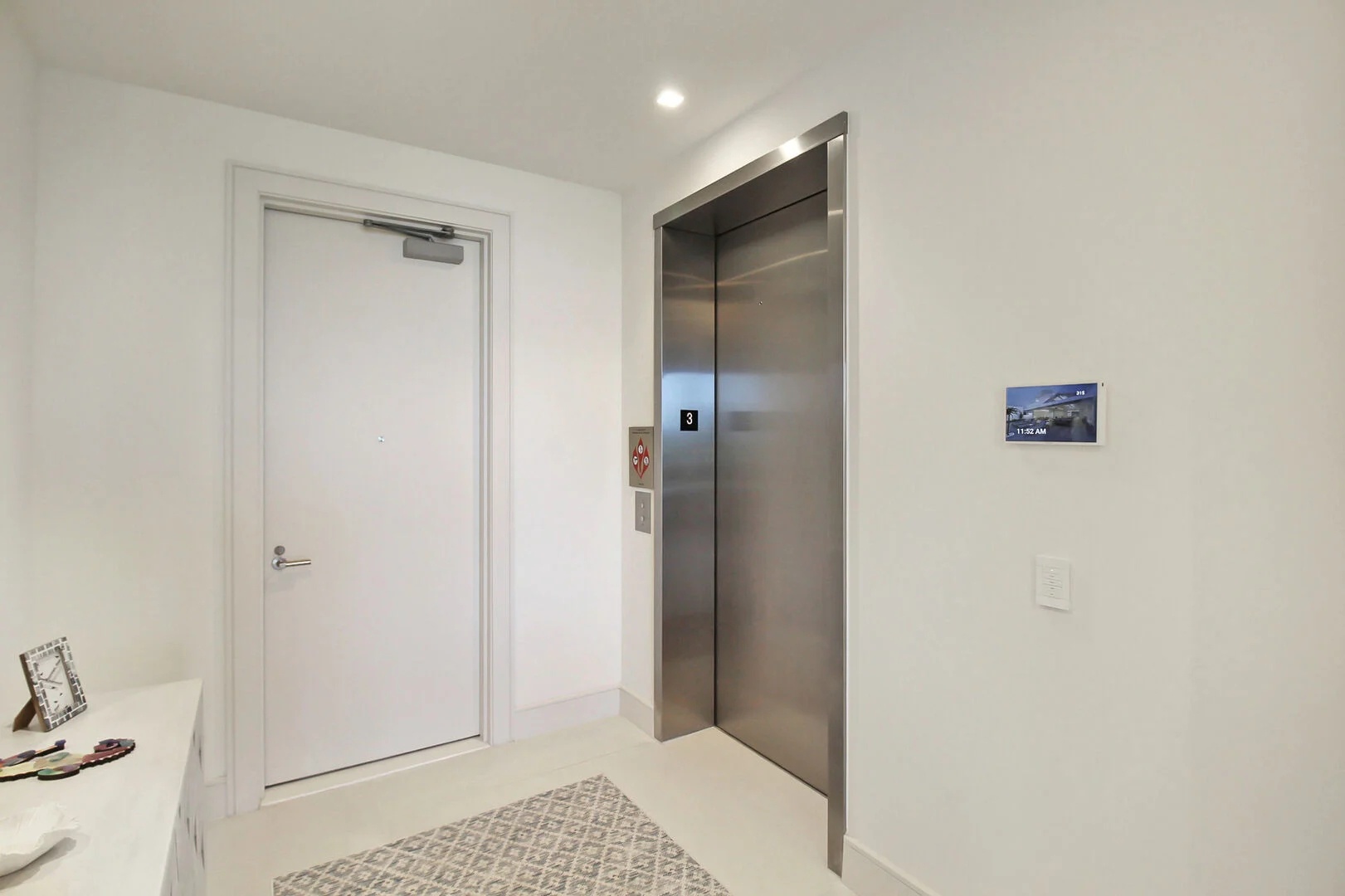 St. Regis Residence 315 by FVC - Elevator