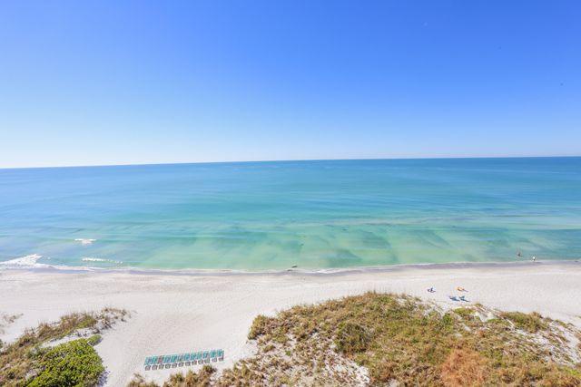 Longboat Harbour Towers 901