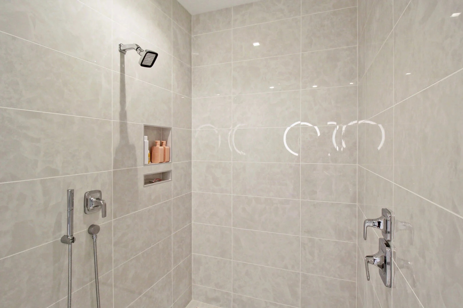 St. Regis Residence 315 by FVC - Primary Bathroom