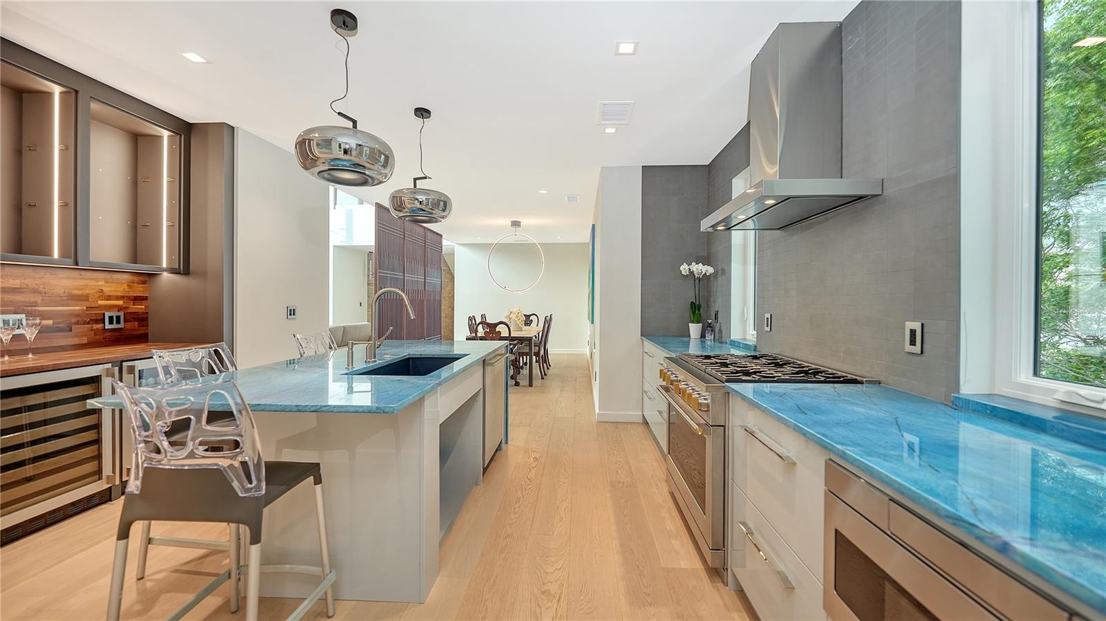 Palace on Pyrula by FVC - Kitchen