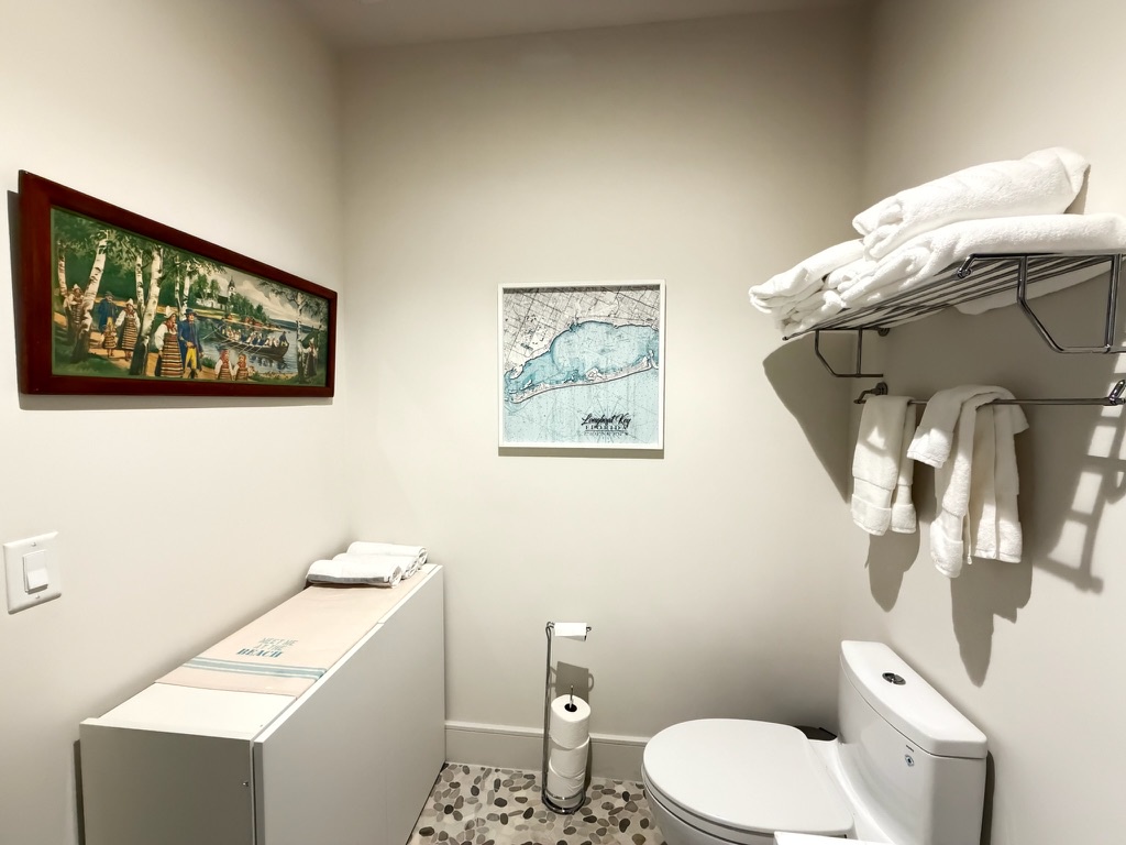 St. Regis Residence 207 by FVC - Guest Bath