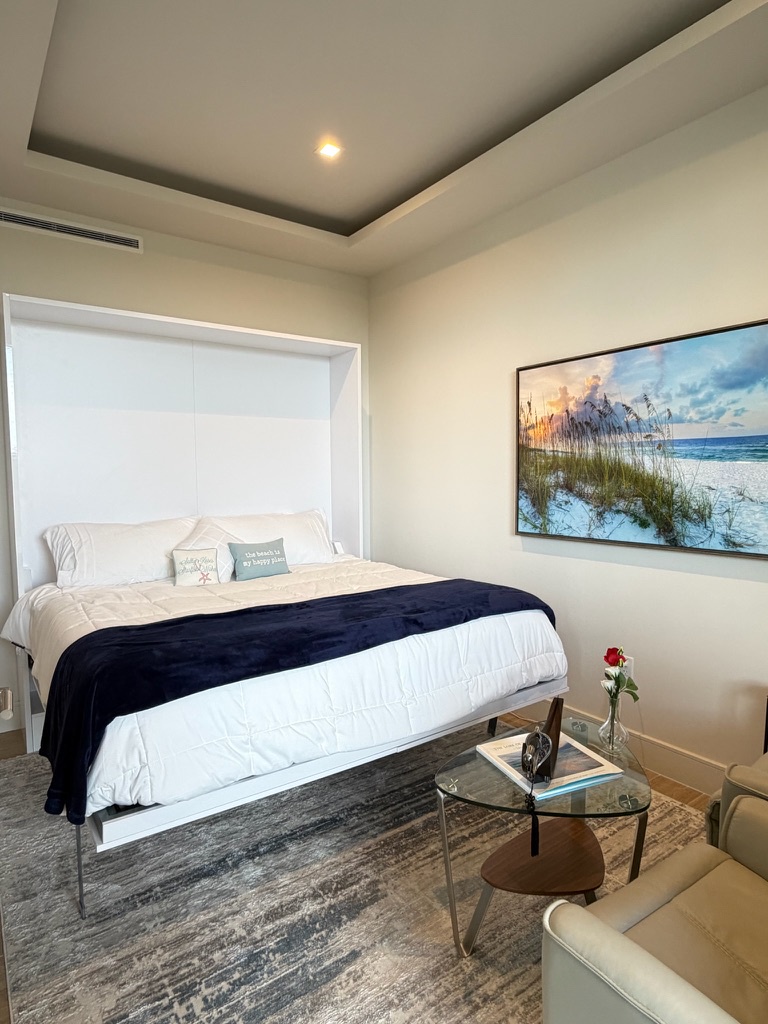 St. Regis Residence 207 by FVC - Guest Room with Murphy Bed