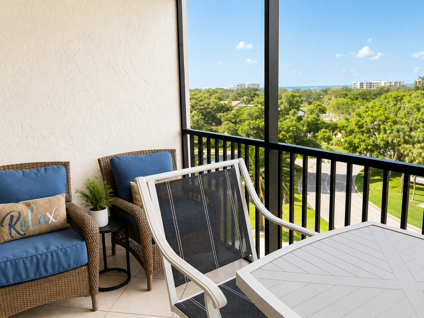 Seaplace M1-502 by FVC - Screened Balcony