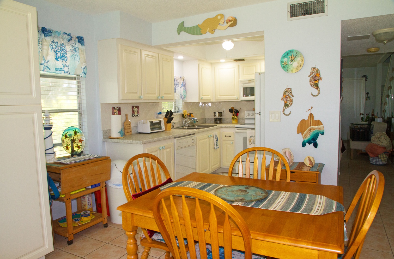 577 Sutton PL by FVC - Kitchen-Dining