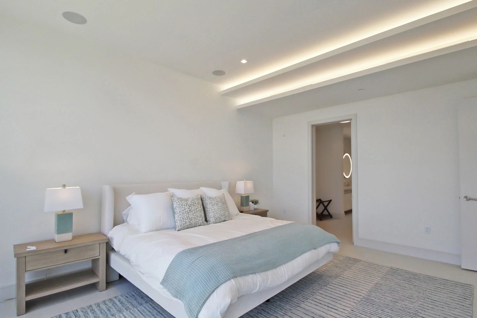 St. Regis Residence 315 by FVC - Bedroom