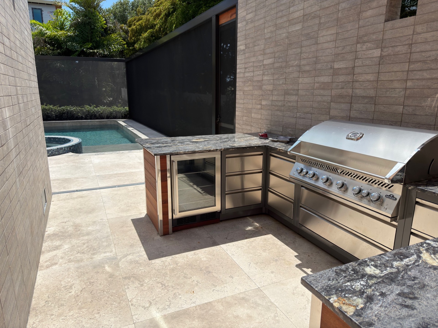 Palace on Pyrula by FVC - Outdoor Kitchen