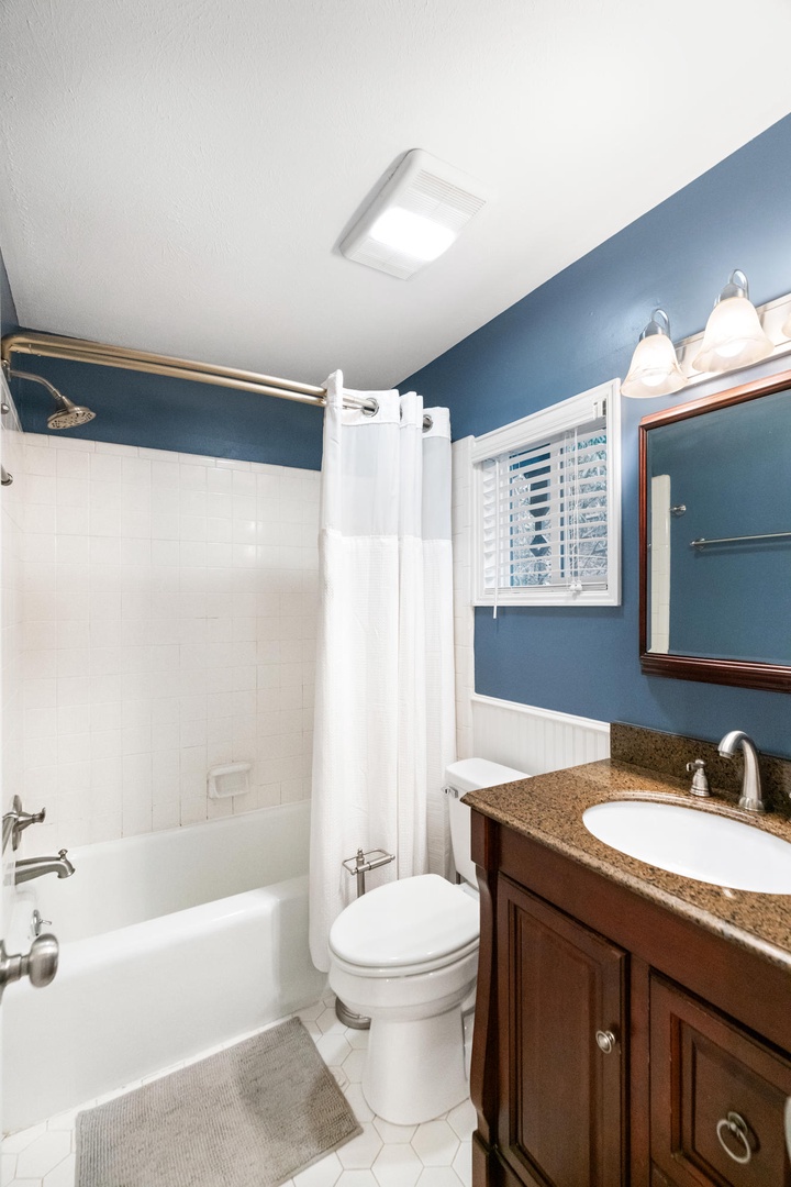 Primary Bathroom---Upstairs