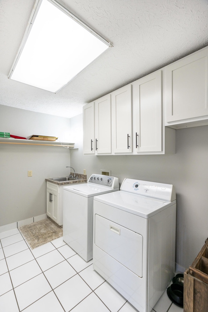 Utility Room, Washer and Dryer