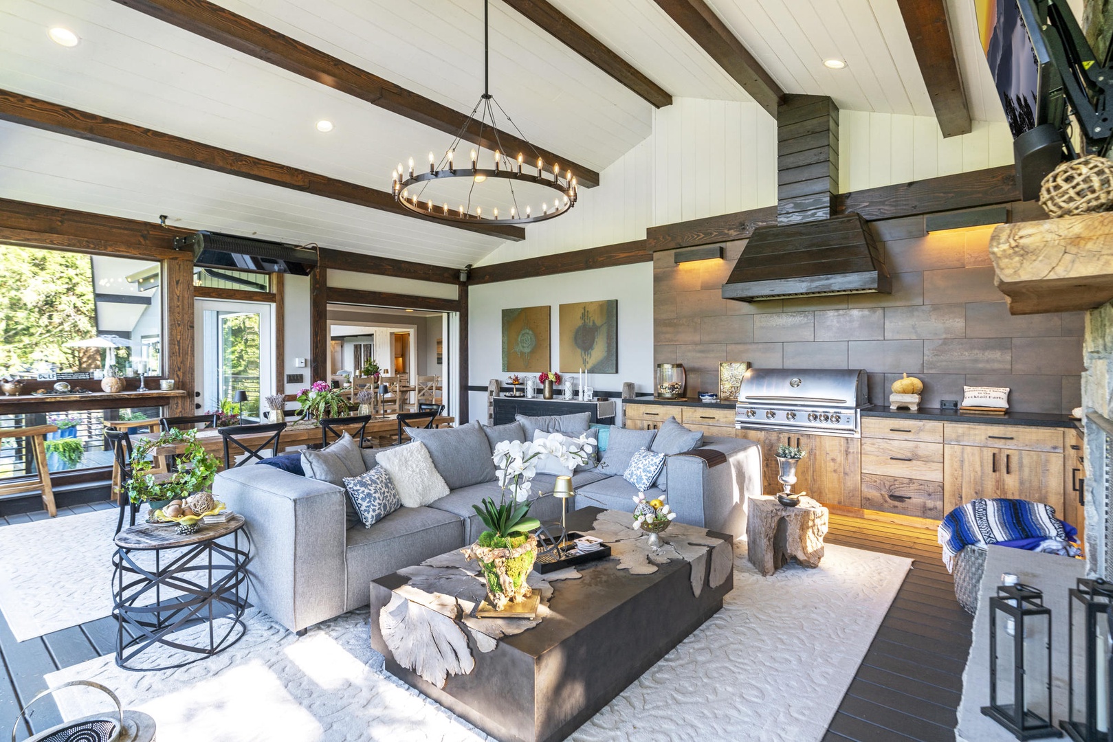 Indoor/Outdoor Living Room---Stunning View, Grill, Comfortable Seating, Dining Area