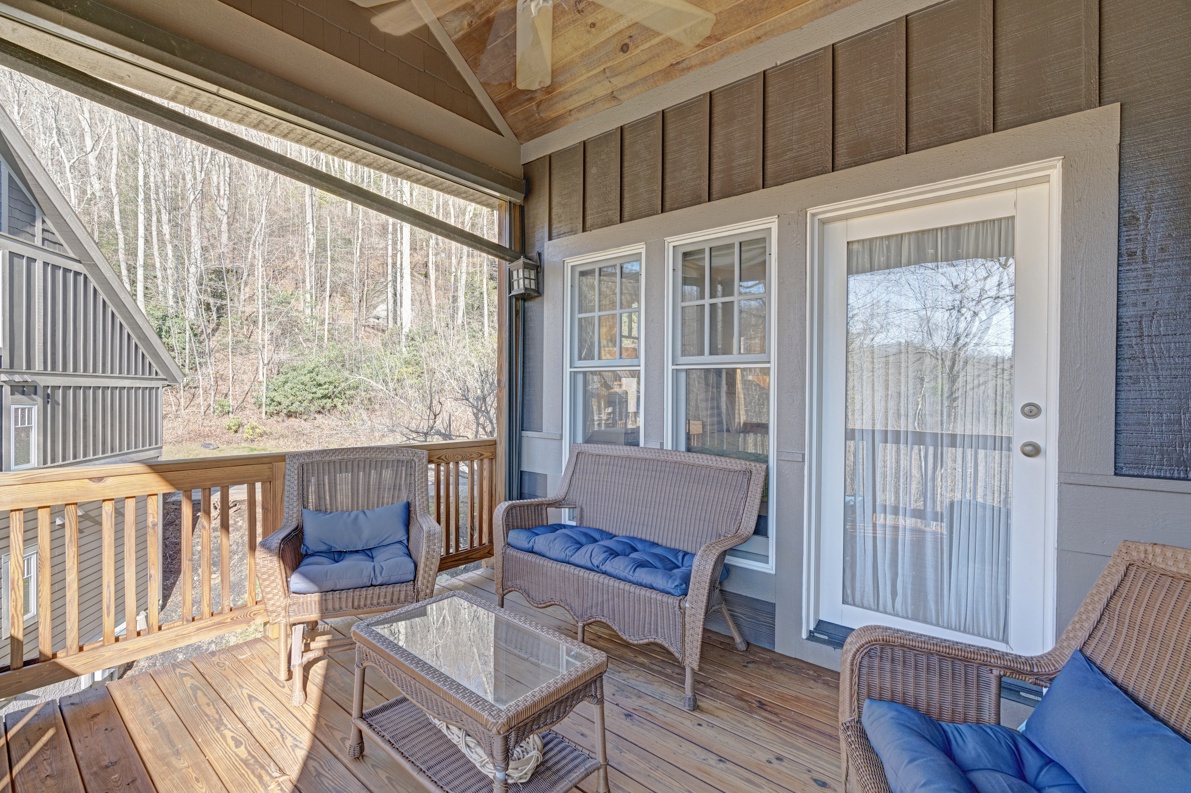 Deck Area--- Mountain View