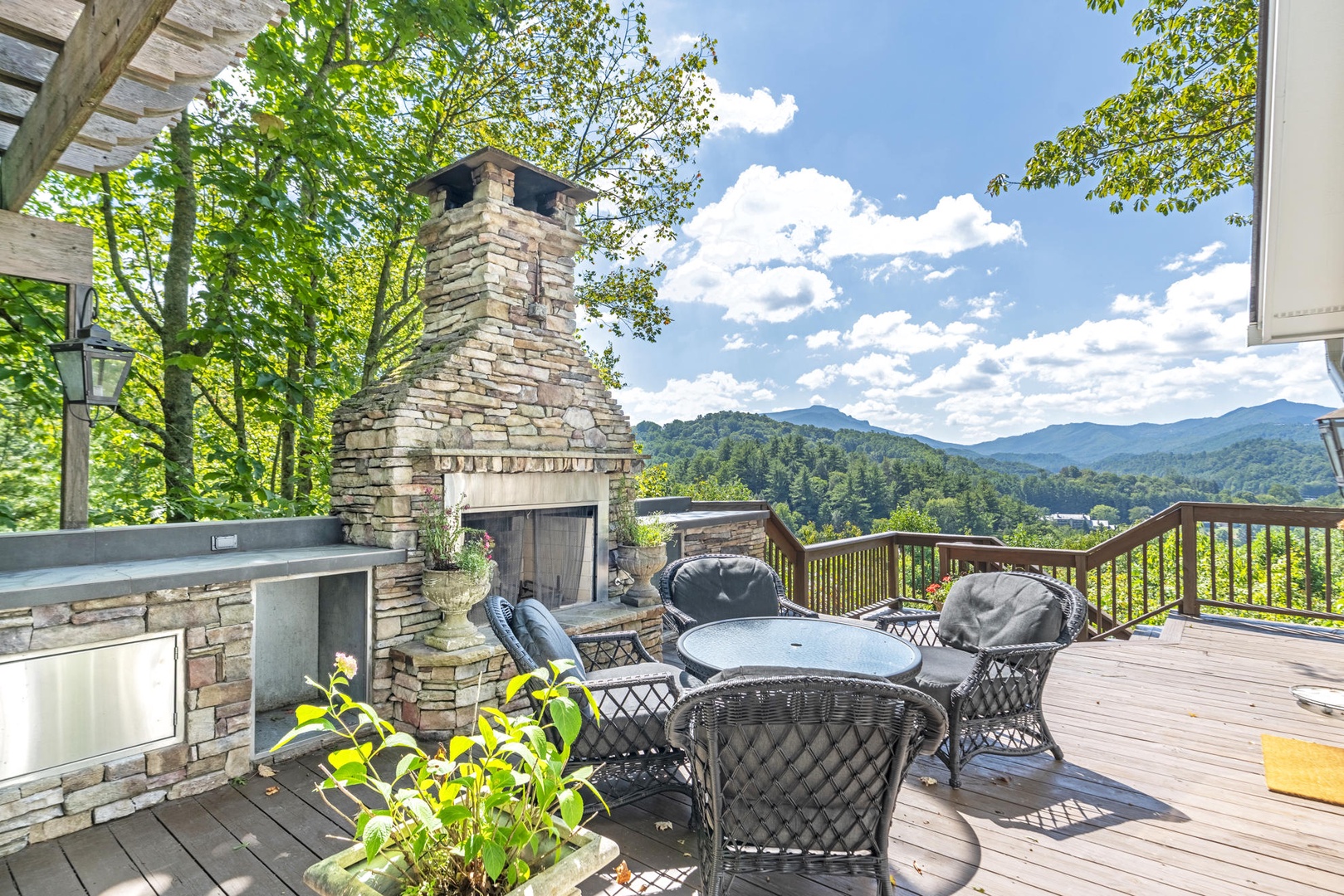 Outdoor Living Space with Beautiful Mountain Views