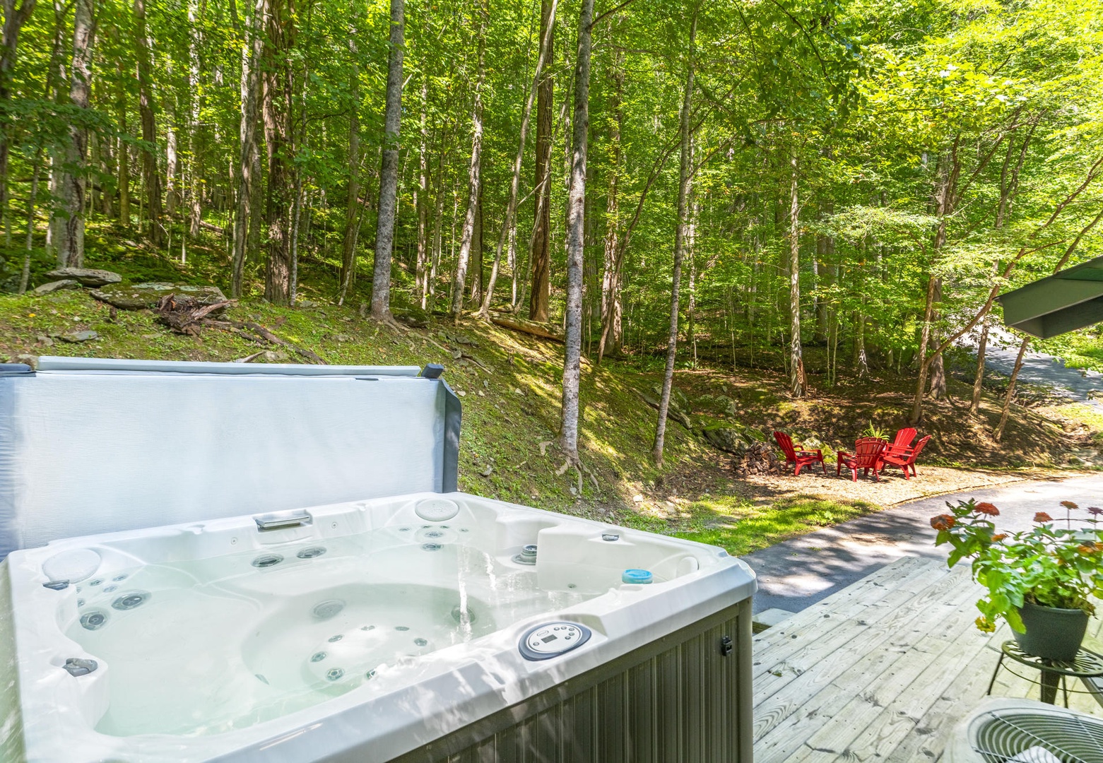 Hot Tub, Fire Pit Area