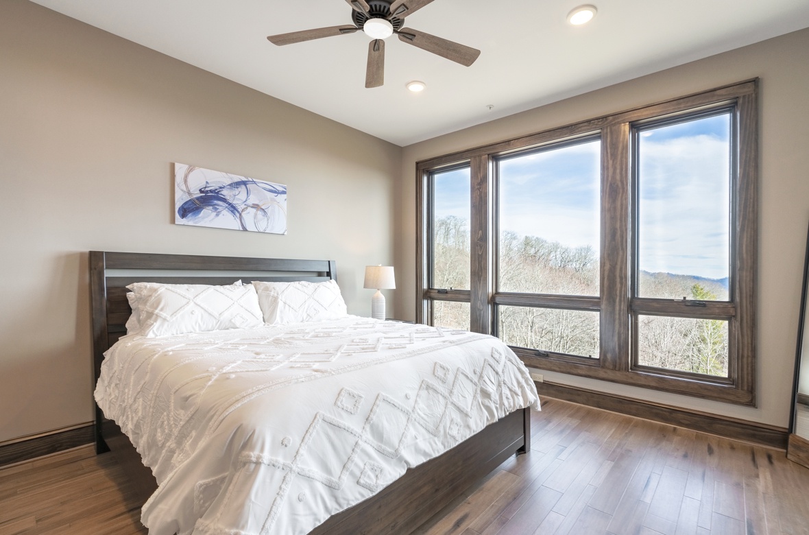 Primary Bedroom--- Breathtaking Mountain View
