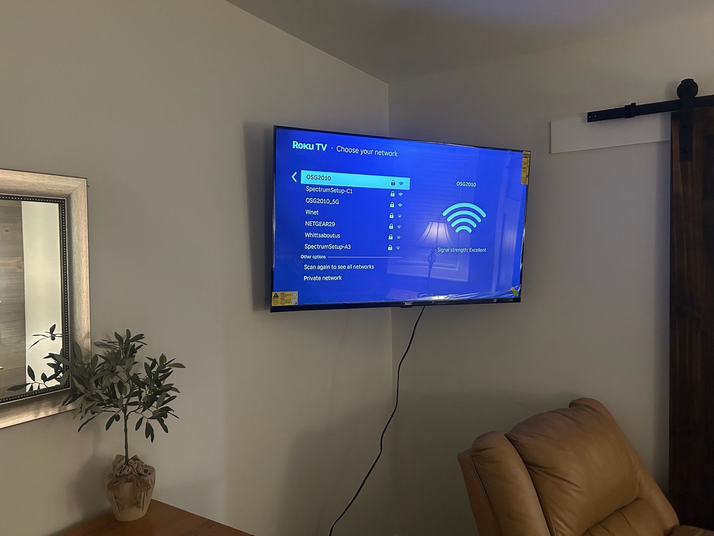 Primary Bedroom - TV(ROKU)