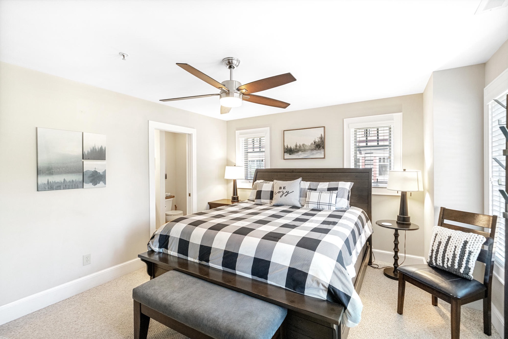Guest Bedroom---Queen Size Bed