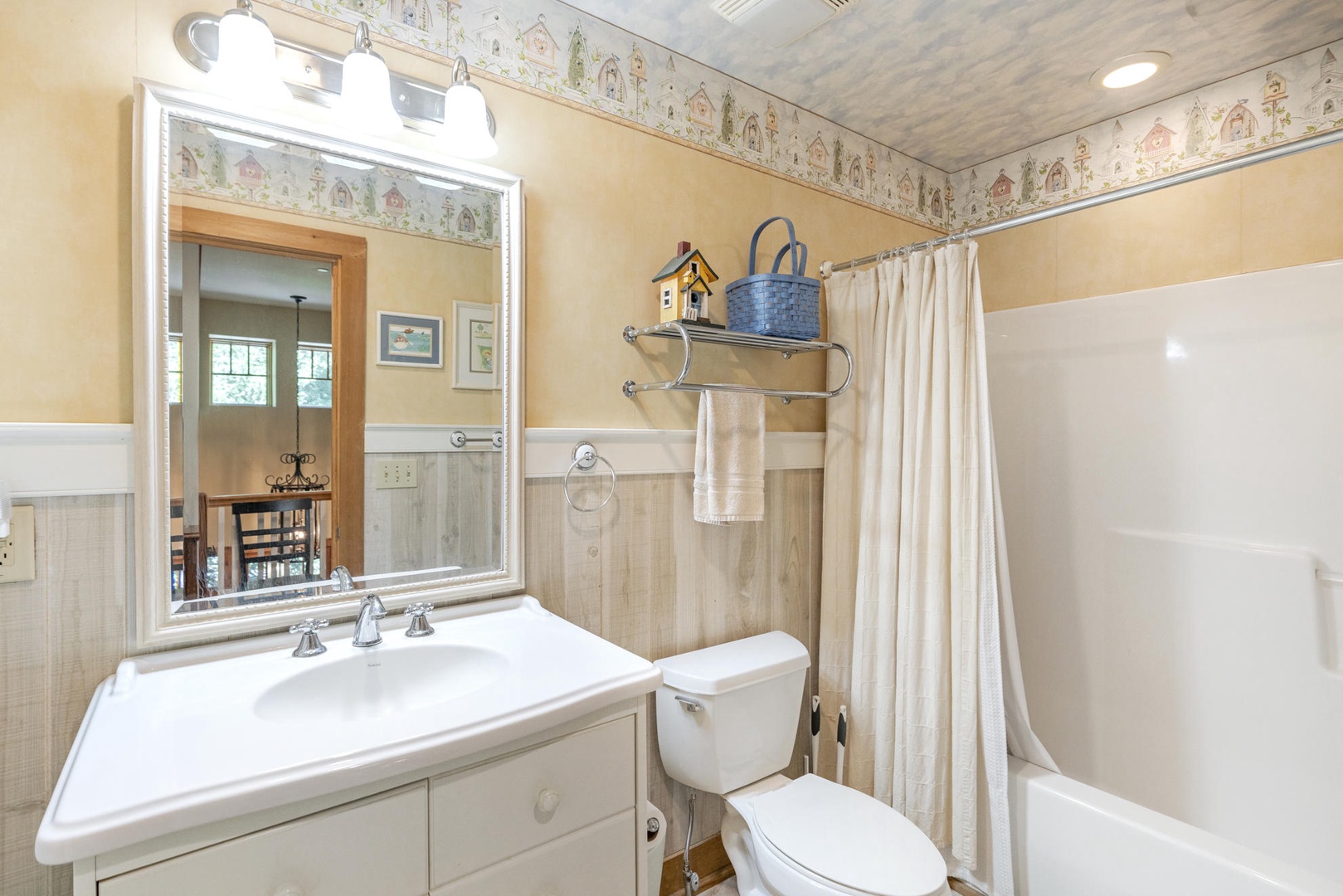 Guest Bathroom---Upstairs