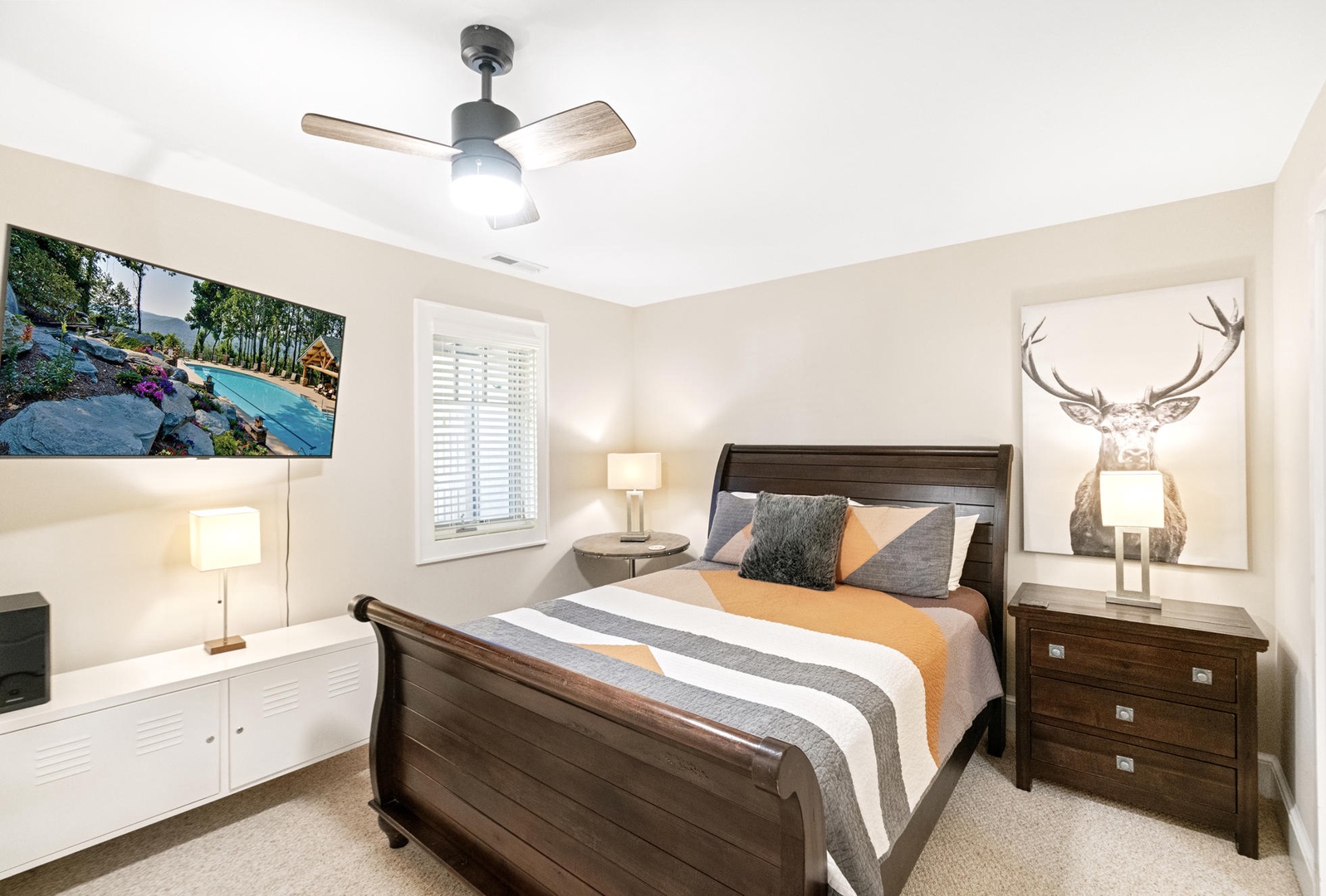 Guest Bedroom---King Size Bed, TV