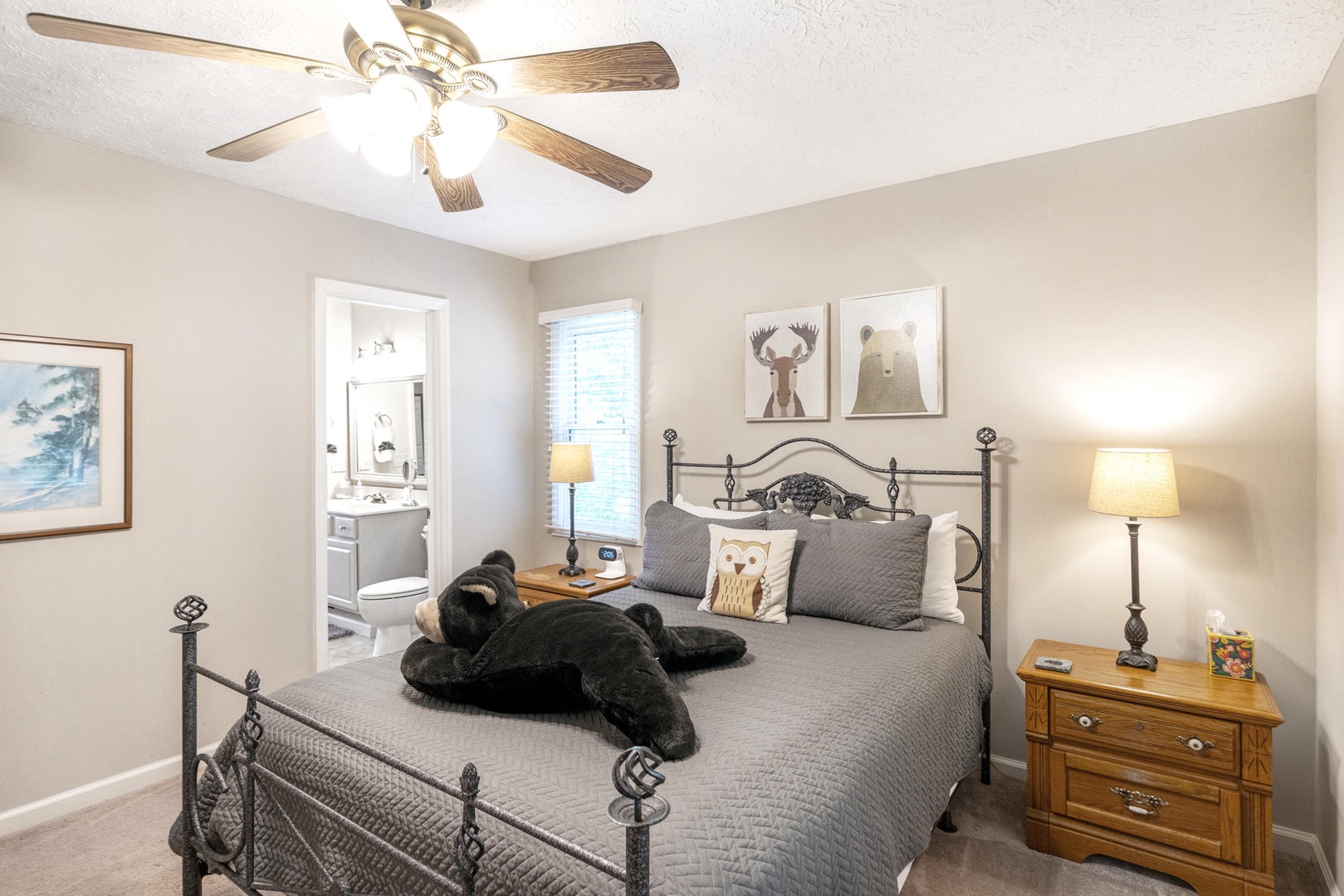 Guest Bedroom---Queen Size Bed, Main Floor