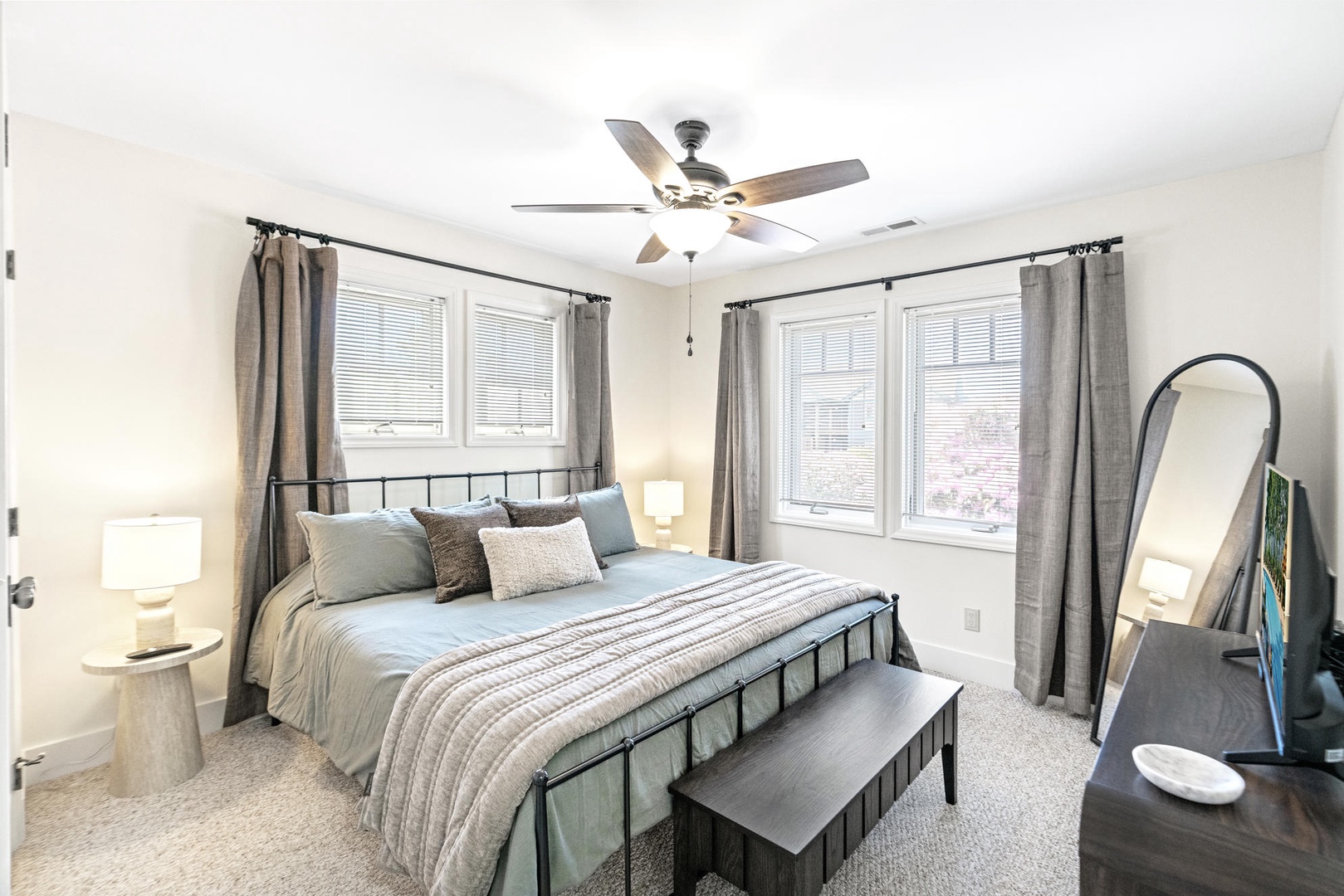 Guest Bedroom---King Size Bed