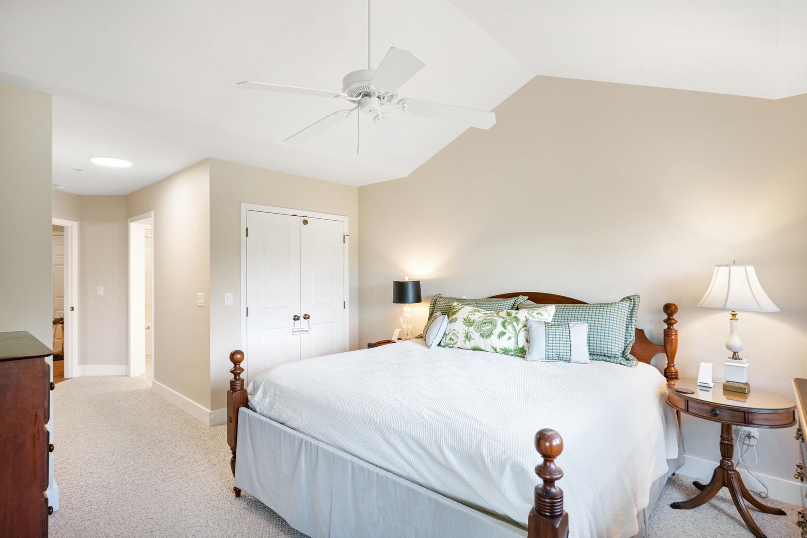 Primary Bedroom---King Size Bed