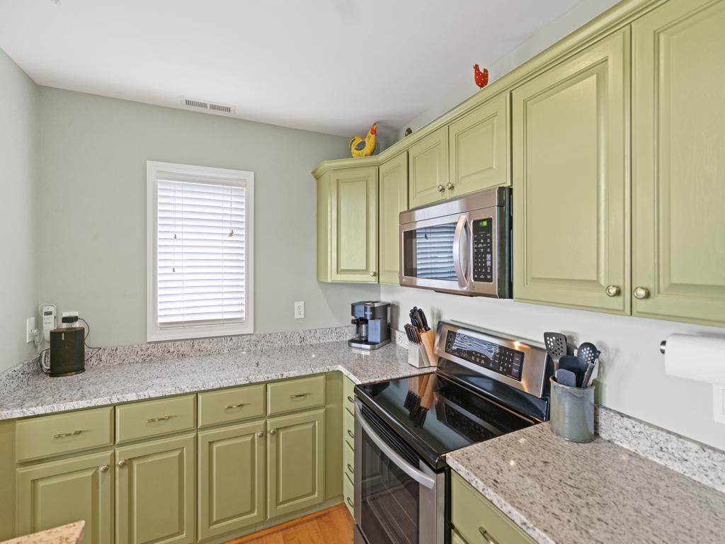 Kitchen---Granite Counter-tops, Stainless Steel