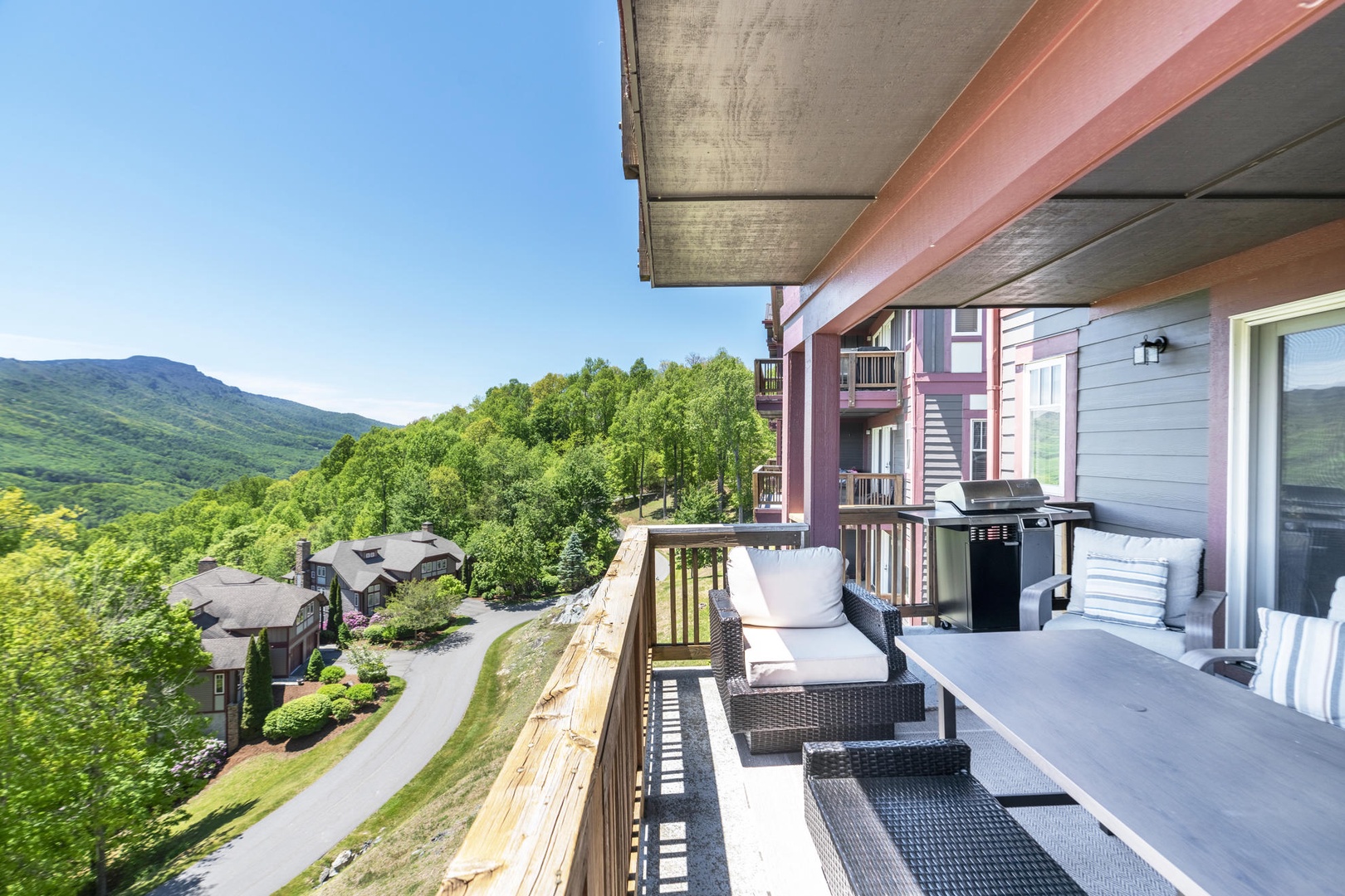 Outdoor Seating and Mountain View