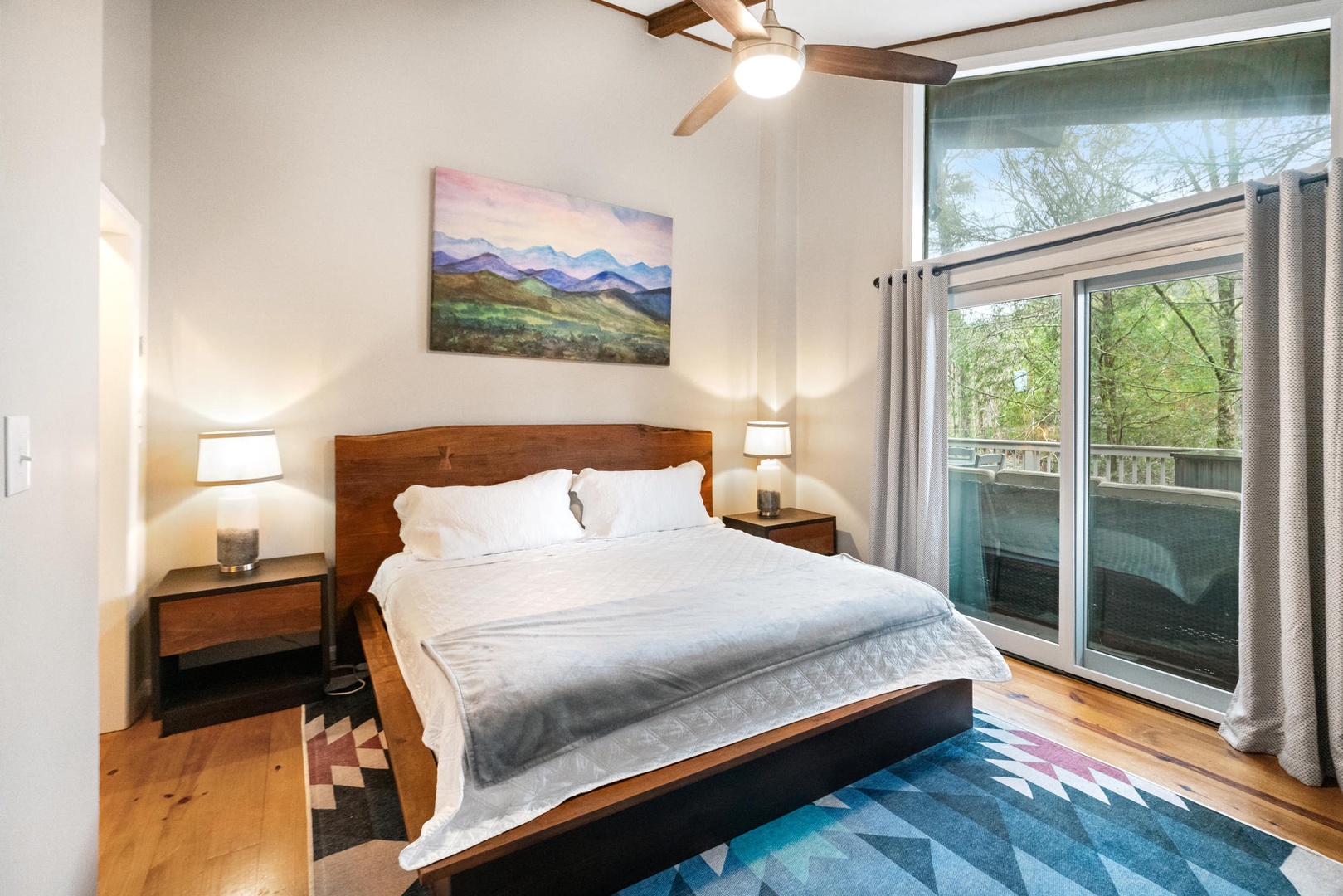 Primary Bedroom---King Size Bed, Upstairs