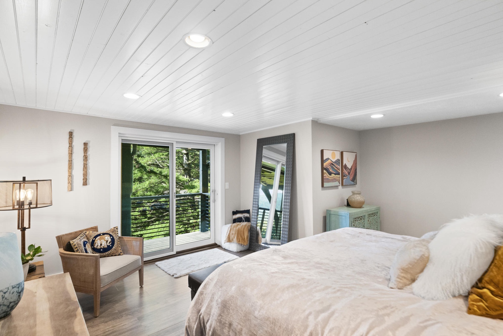Guest Bedroom---King Size Bed, Balcony Access, Downstairs