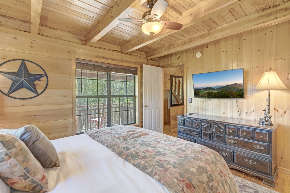 Primary Bedroom---Queen Size Bed, Large TV