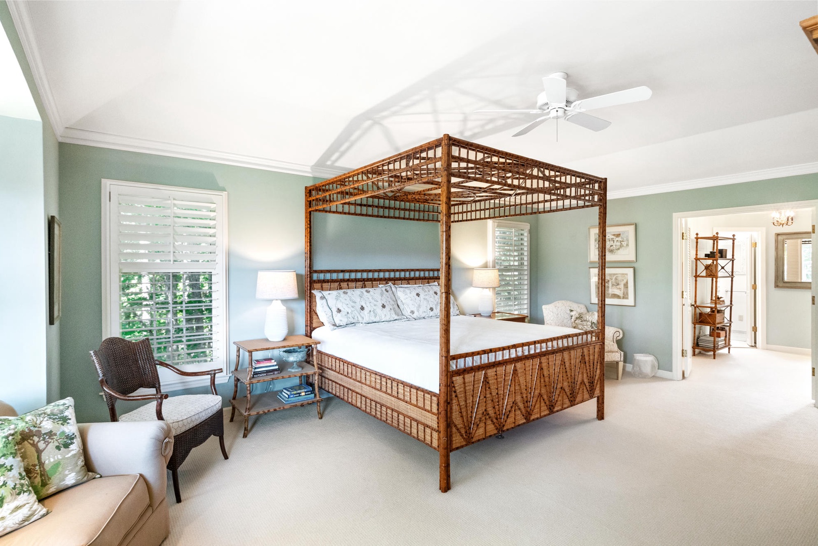 Primary Bedroom--- King Size Bed, Large Spacious Room