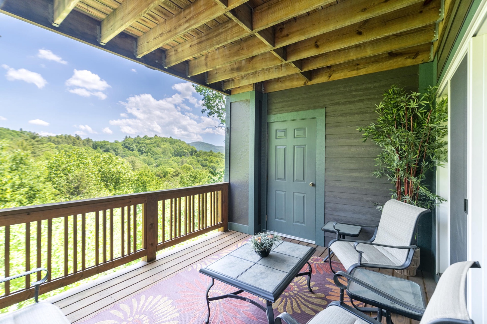 Mountain View, Outdoor Seating
