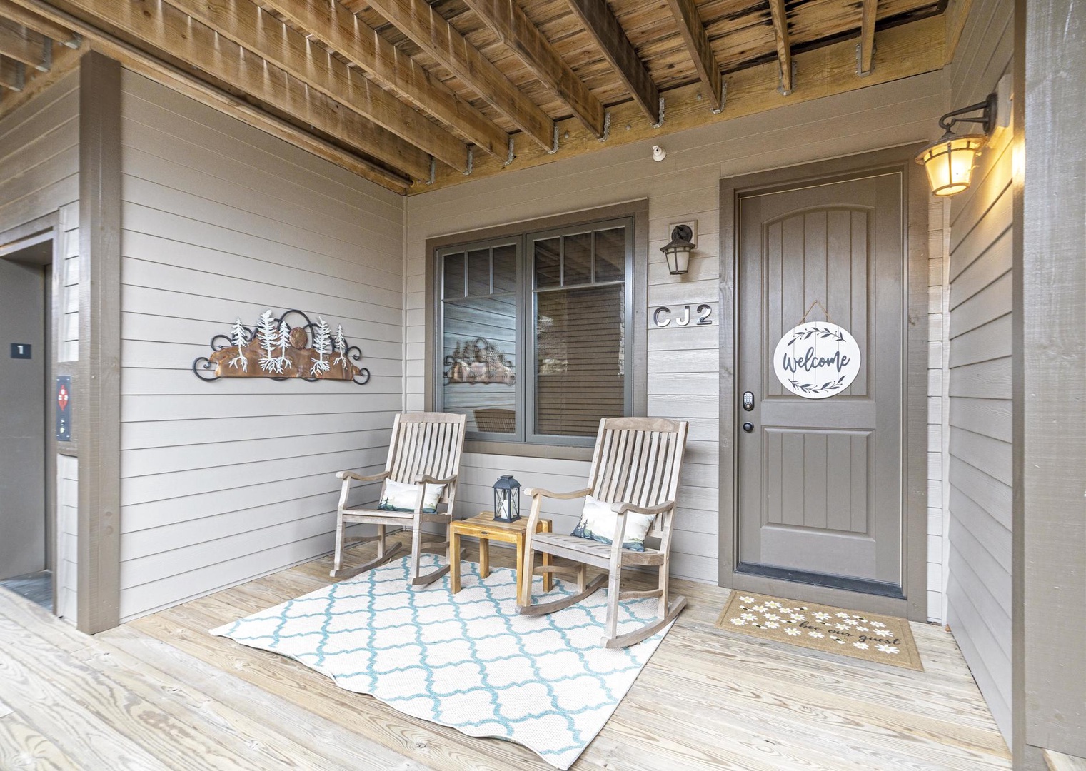 Chalakee CJ-2 Entrance