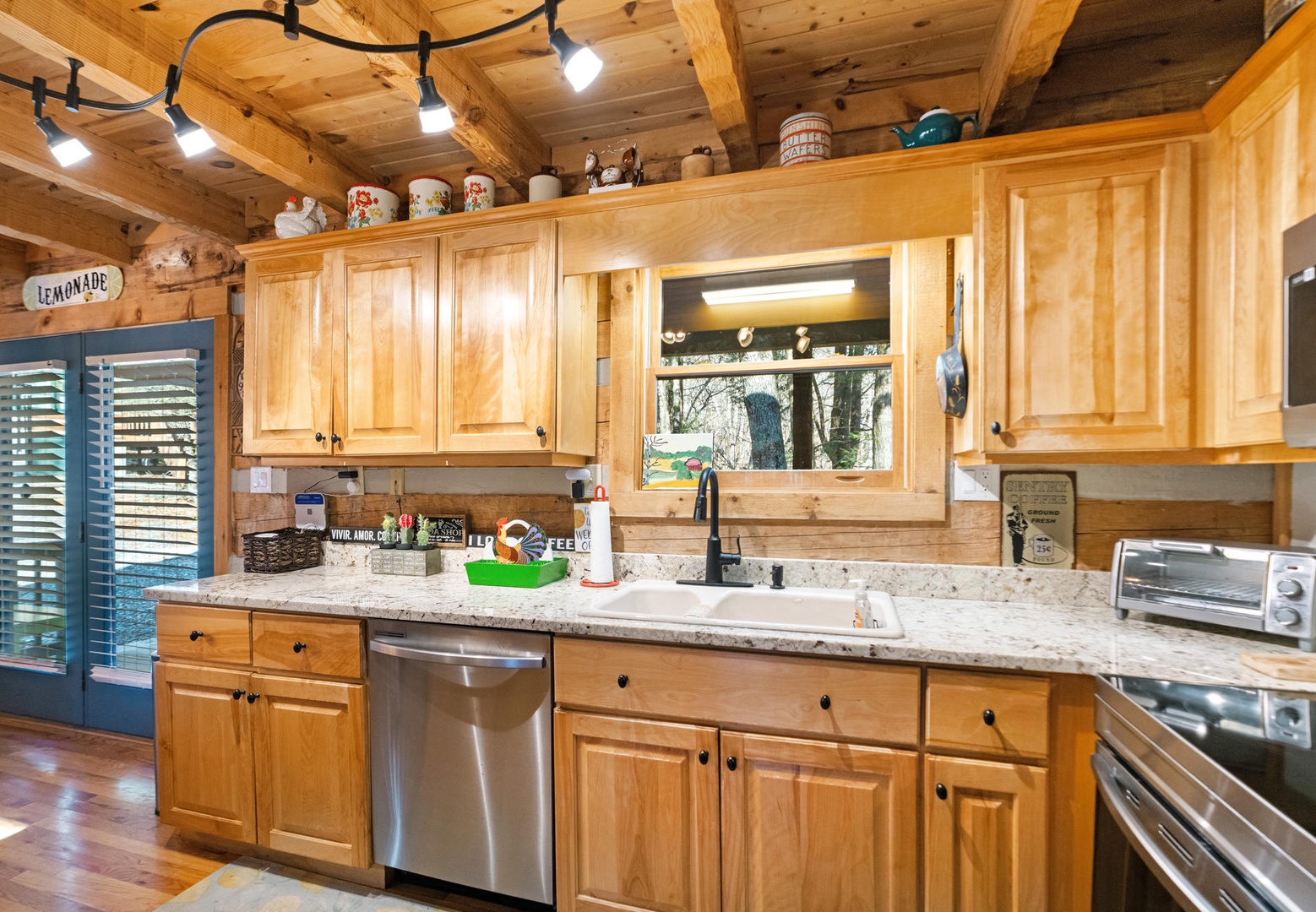 Kitchen--- Granite Counter-tops, Stainless Steel