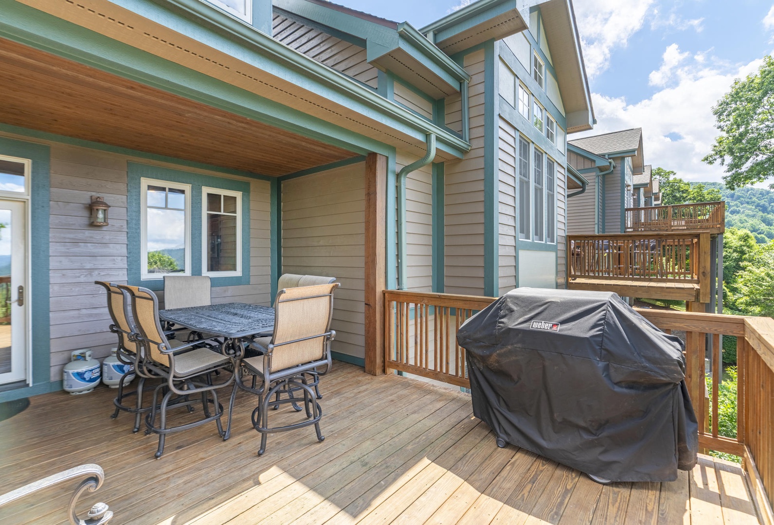 Main Floor Deck with Outdoor Seating