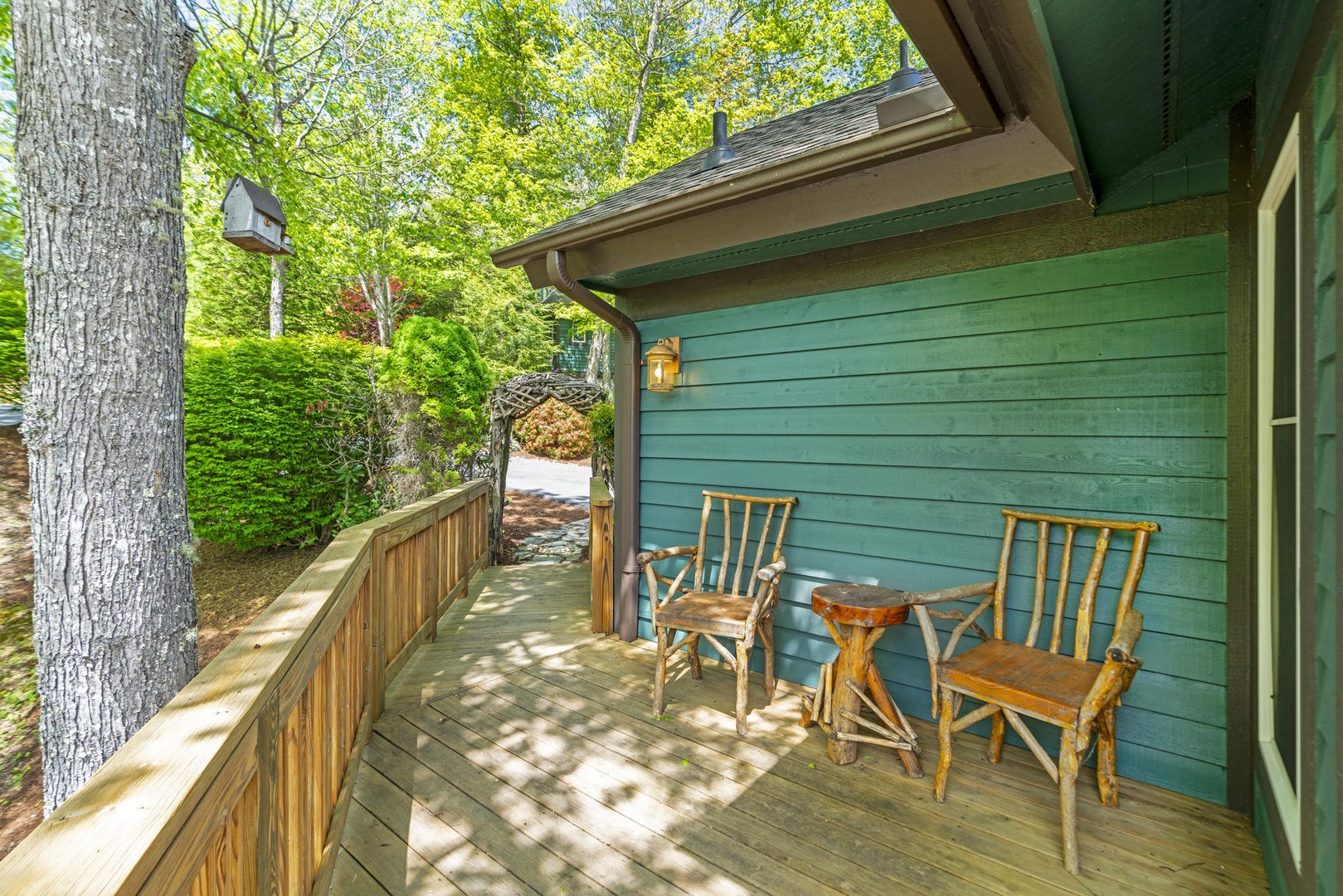 Outdoor Seating Perfect to Enjoy Your Morning Coffee