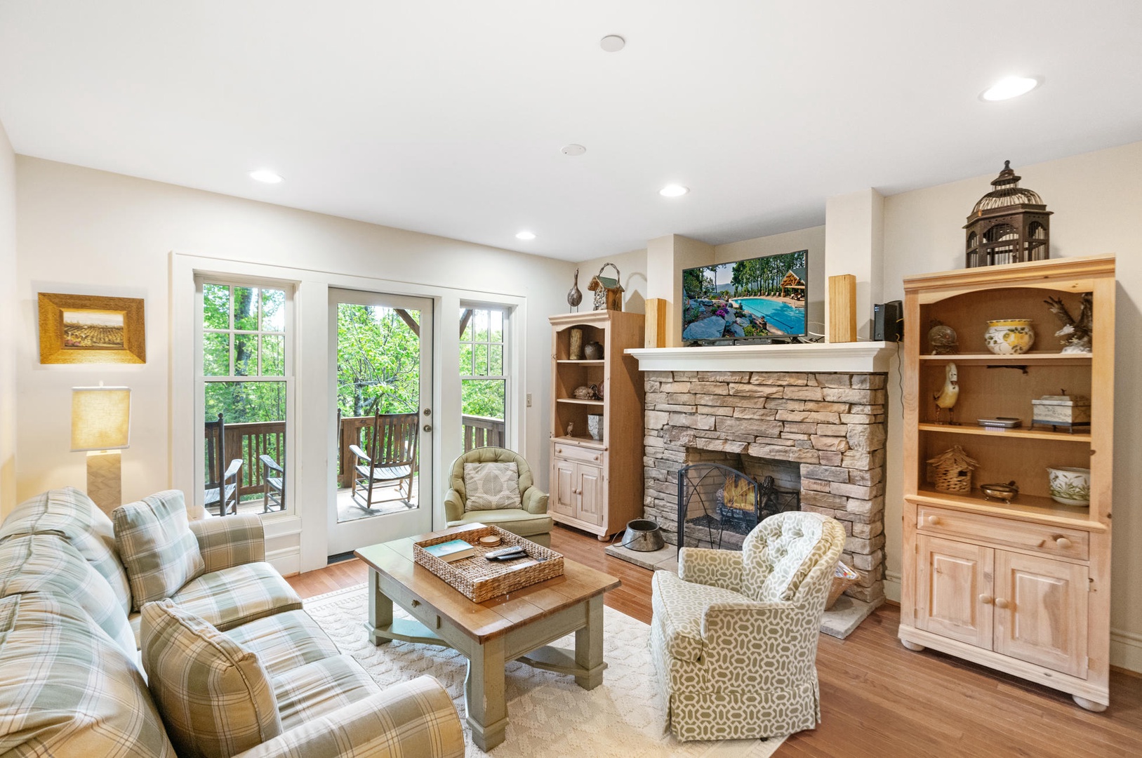 Downstairs Den Area---Gas Logs, Deck Access, Television