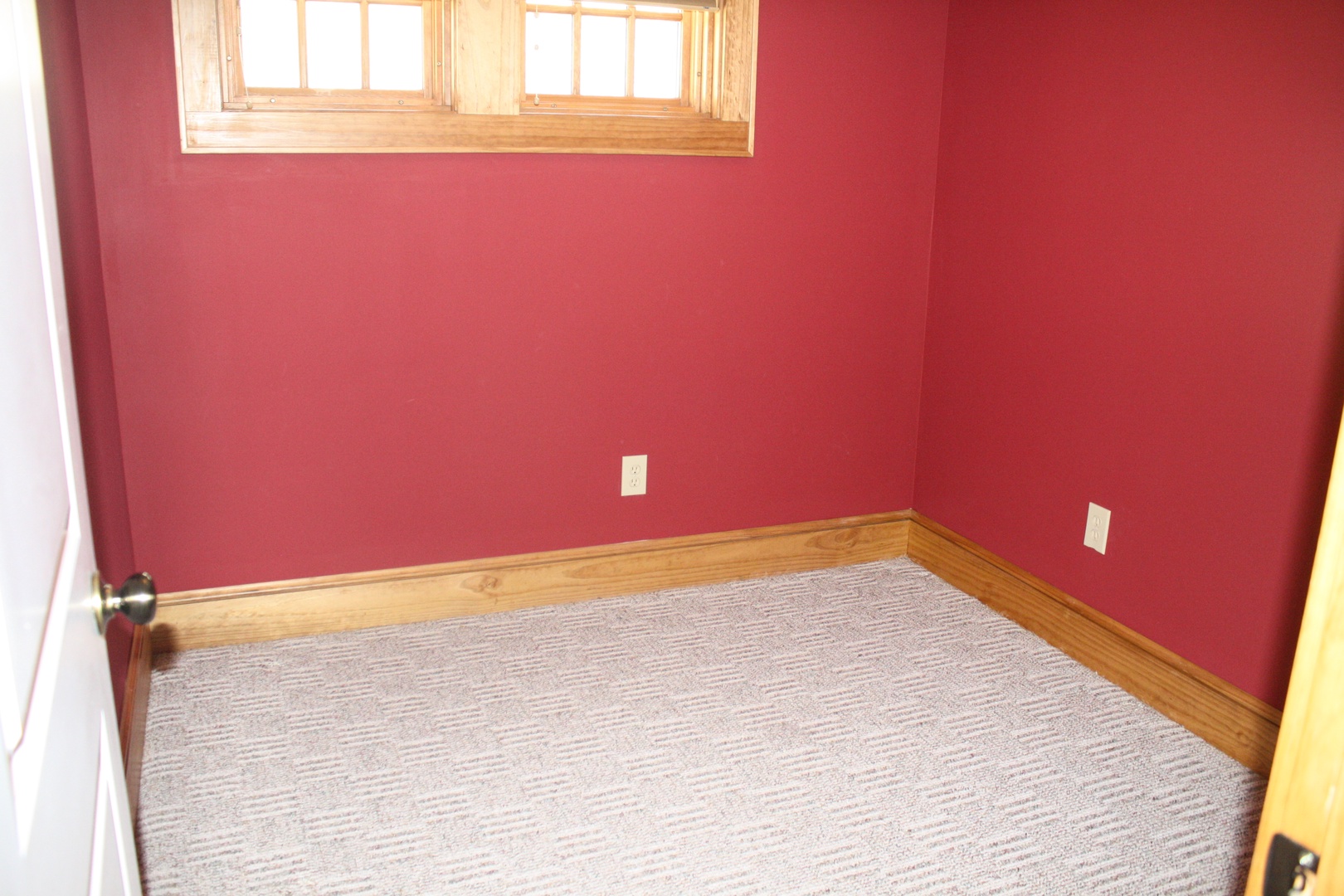 Office Area (Upstairs)